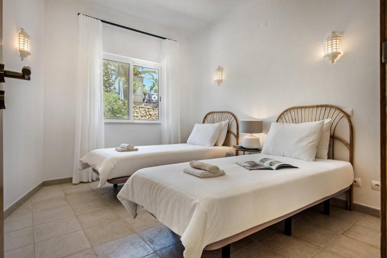 Gorgeous Two Bedroom Apartment In Carvoeiro Carvoeiro  Exterior photo